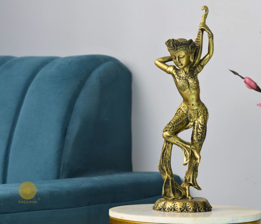 Dancing Pose Lady Figurine - The Gharnish - A Unit of Satkala Creations