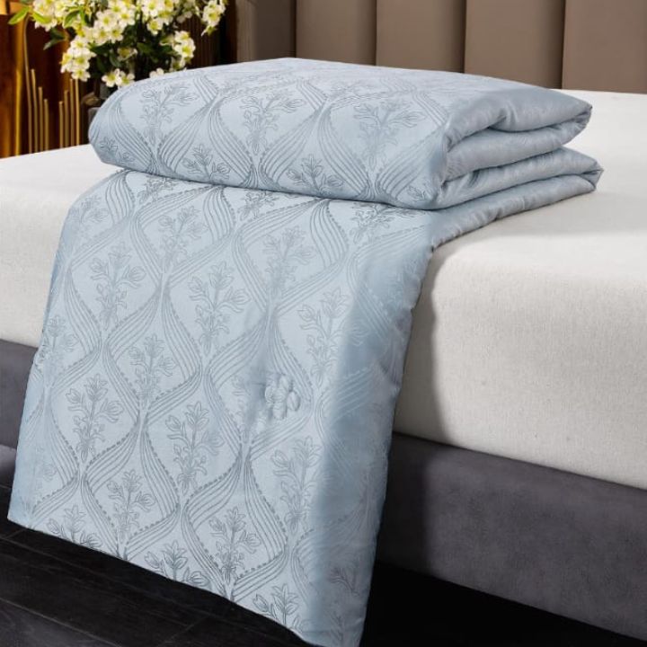 4-Piece Jacquard Fabric Comforter Set – Luxurious Elegance for Your Bedroom - The Gharnish - A Unit of Satkala Creations