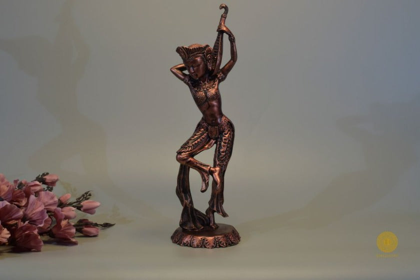Dancing Pose Lady Figurine - The Gharnish - A Unit of Satkala Creations