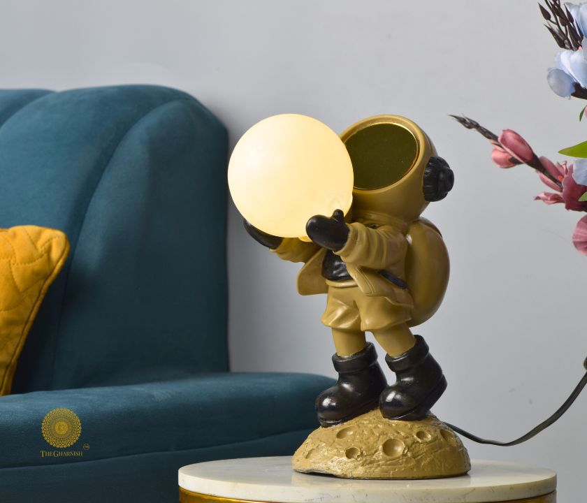 Polyresin Astronaut Holding Bulb Style 2 - The Gharnish - A Unit of Satkala Creations
