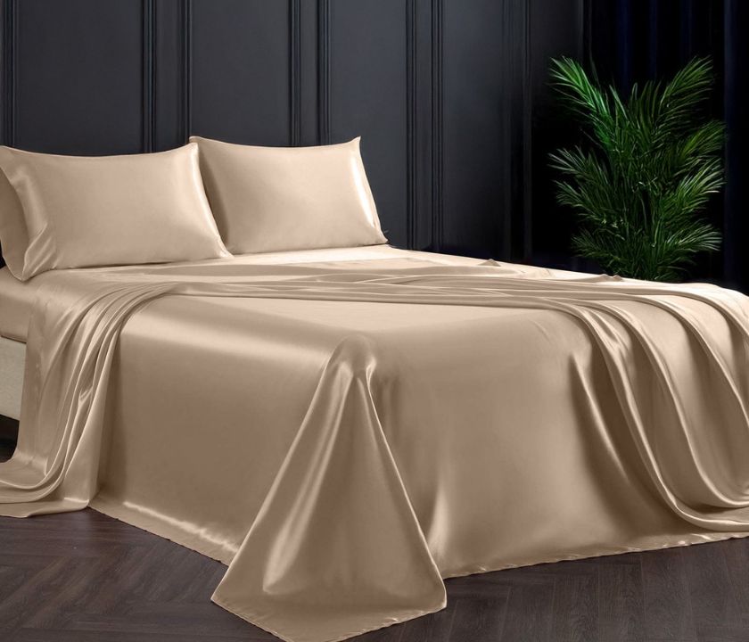Shades of Desire Plain 3pcs King Size Bedsheet - The Gharnish - A Unit of Satkala Creations