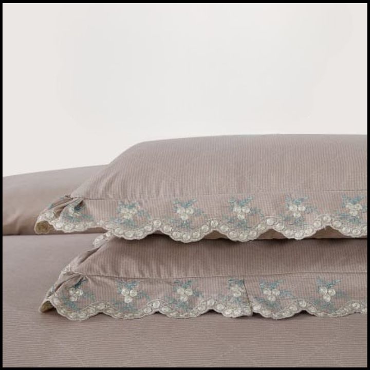 King Size joint Free designer Bedding Set - The Gharnish - A Unit of Satkala Creations