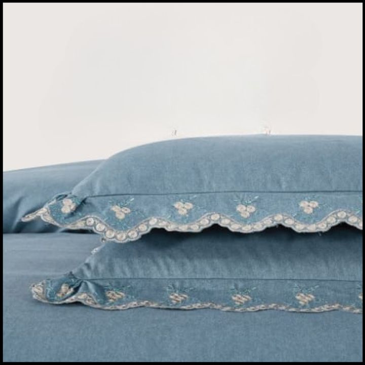 King Size joint Free designer Bedding Set - The Gharnish - A Unit of Satkala Creations