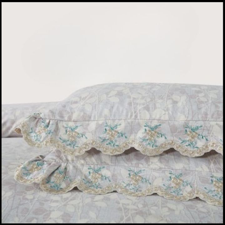 King Size joint Free designer Bedding Set - The Gharnish - A Unit of Satkala Creations
