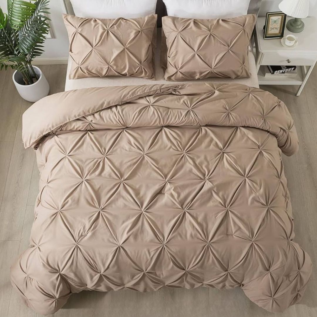 Super Premium King Size Cotton Blend Solid Reversible Comforter 4 Pcs Set - The Gharnish - A Unit of Satkala Creations