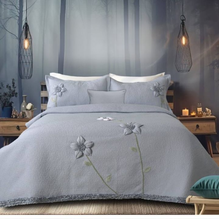 Beautiful 3D flower pattern Quilted Bedding Set - The Gharnish - A Unit of Satkala Creations