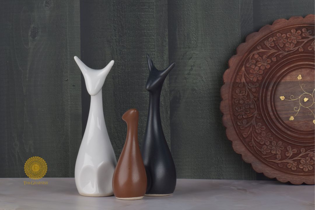 Set of 3 Family of Cats Figurine - The Gharnish - A Unit of Satkala Creations
