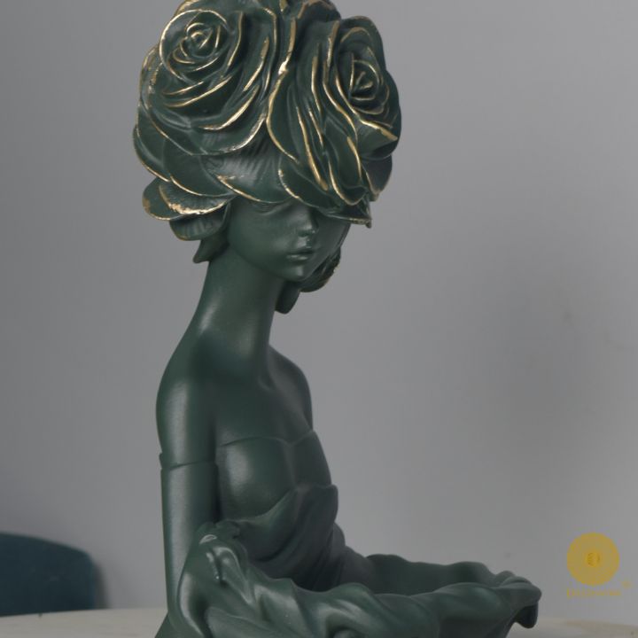 Cute Lady Platter (7x10 Inches) - The Gharnish - A Unit of Satkala Creations