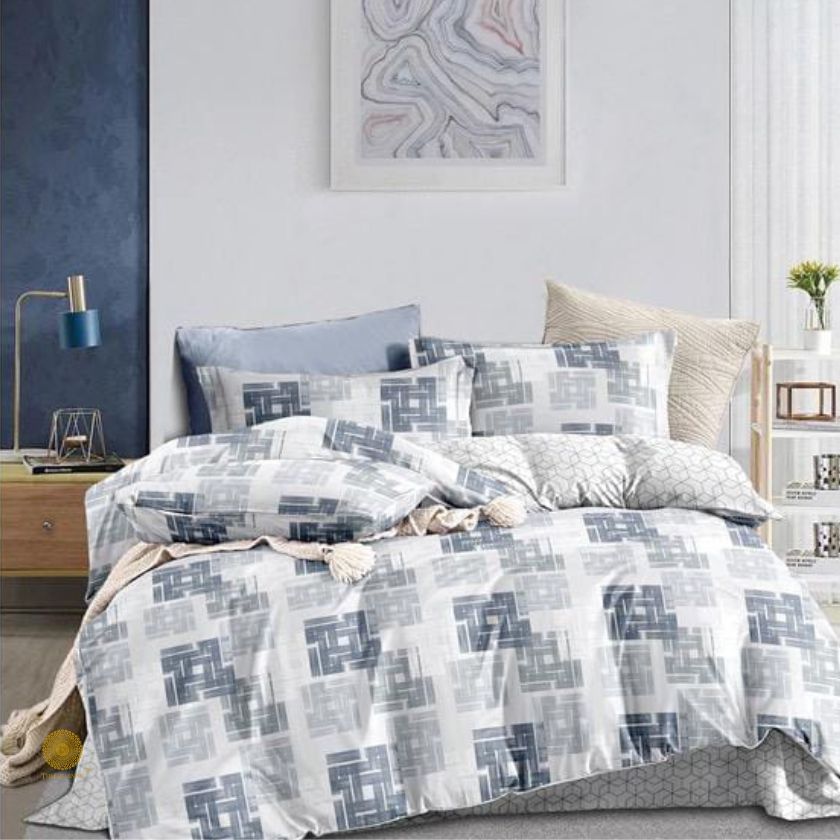 Spazio 4pcs Reversible Comforter set - The Gharnish - A Unit of Satkala Creations
