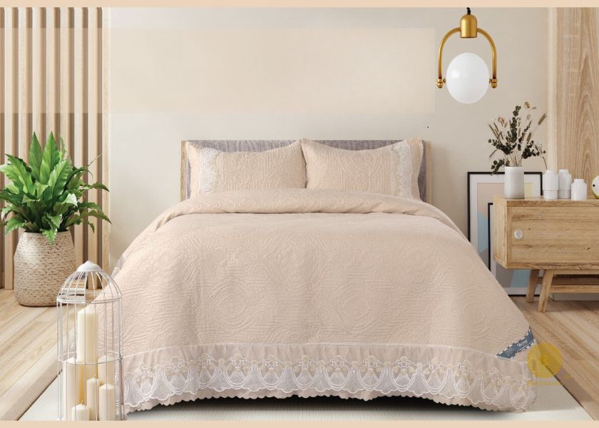 Lagos Quilted 3 Pcs Bedding Set - The Gharnish - A Unit of Satkala Creations
