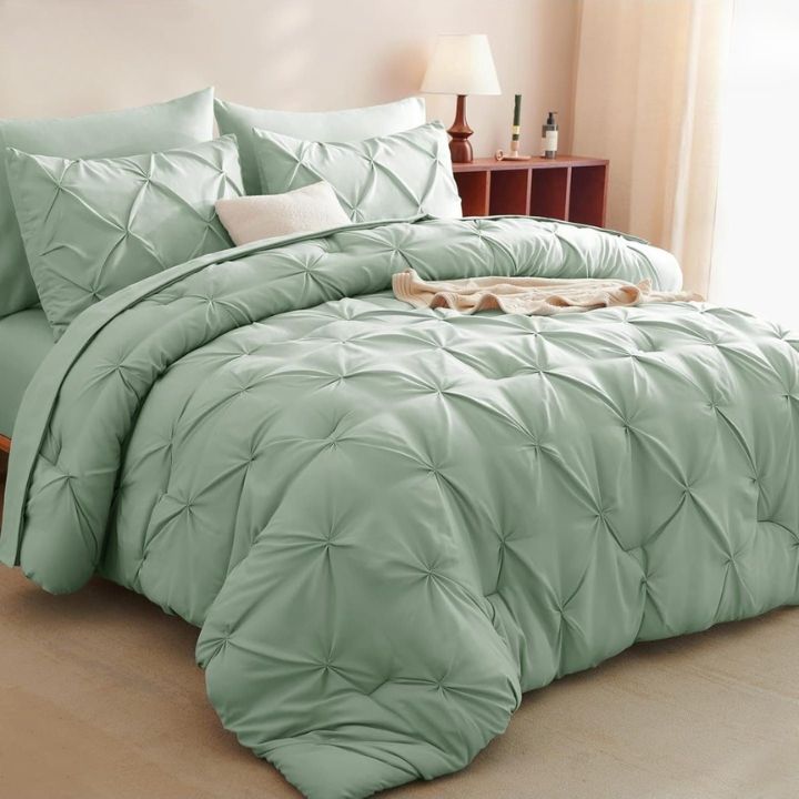 Super Premium King Size Cotton Blend Solid Reversible Comforter 4 Pcs Set - The Gharnish - A Unit of Satkala Creations