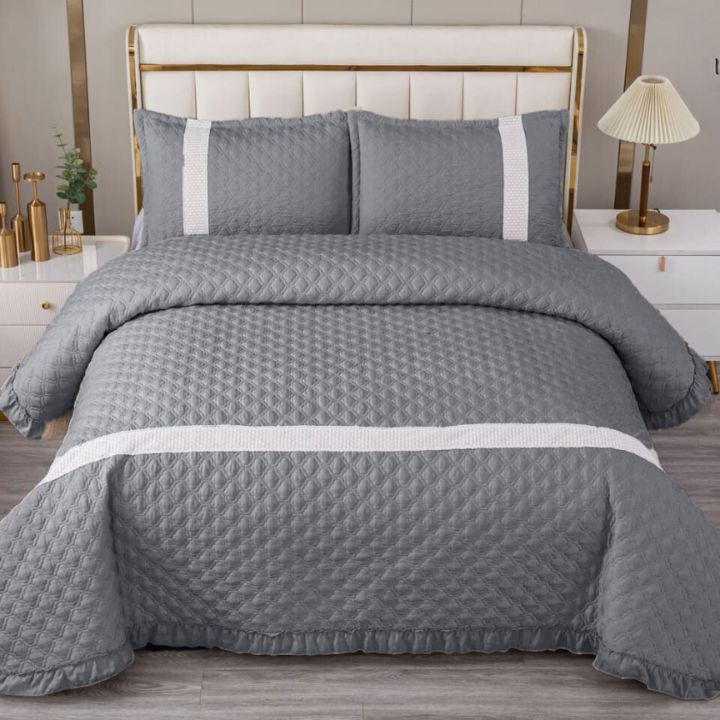 3 Pcs Thread Quilted Bedcover Set - The Gharnish - A Unit of Satkala Creations