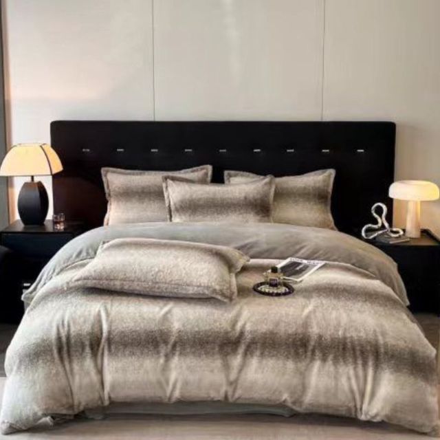 Essence Warm Cashmere Quilt for Winter - The Gharnish - A Unit of Satkala Creations