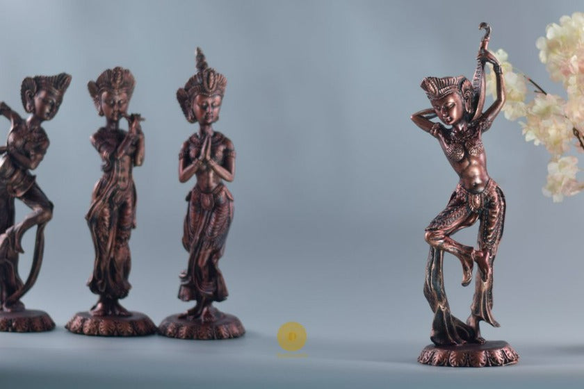 Dancing Pose Lady Figurine - The Gharnish - A Unit of Satkala Creations