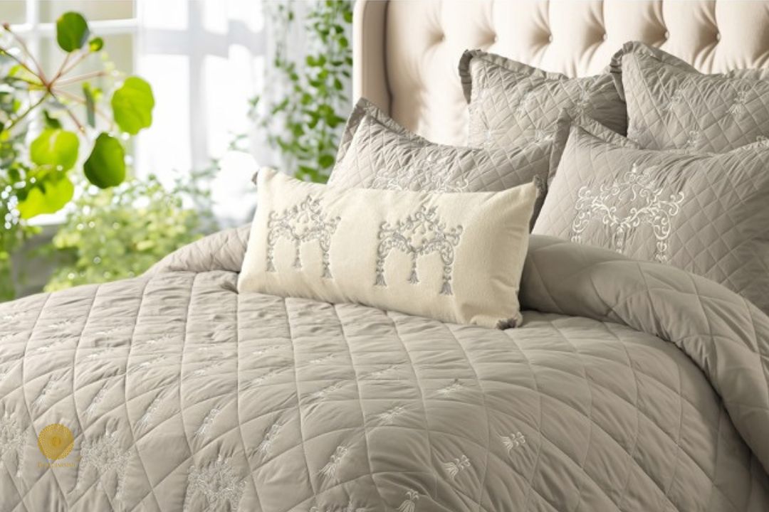 Wedding Bells Designer & Luxurious 7 Pcs Bedding Set / Premium Collection - The Gharnish - A Unit of Satkala Creations