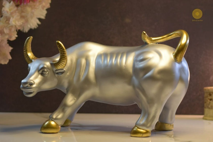 Bull of Wall Street Figurine Silver - The Gharnish - A Unit of Satkala Creations