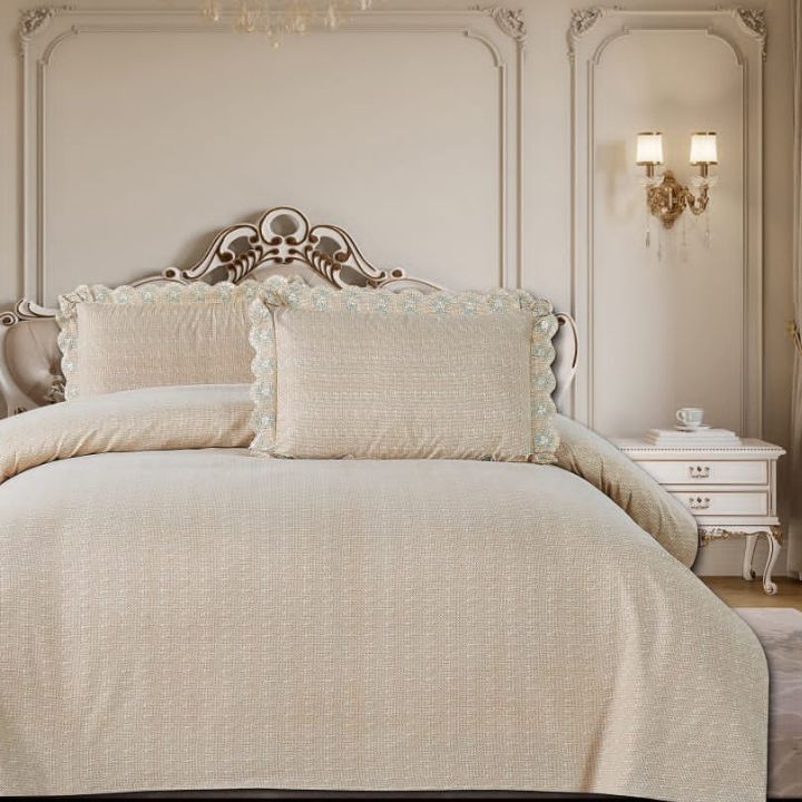 King Size joint Free designer Bedding Set - The Gharnish - A Unit of Satkala Creations