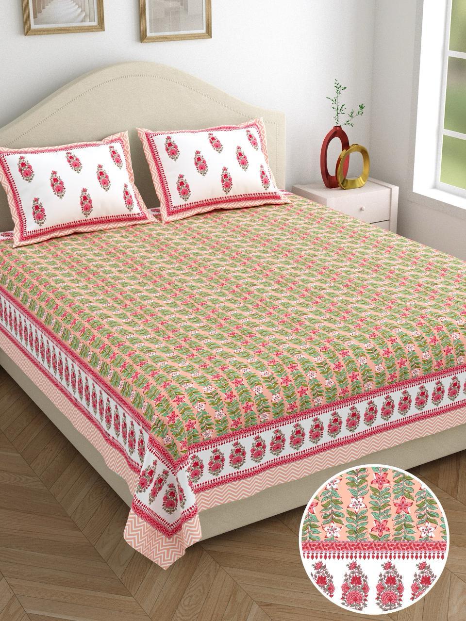 This high-quality 100% cotton bedsheet is designed for maximum comfort and practicality.