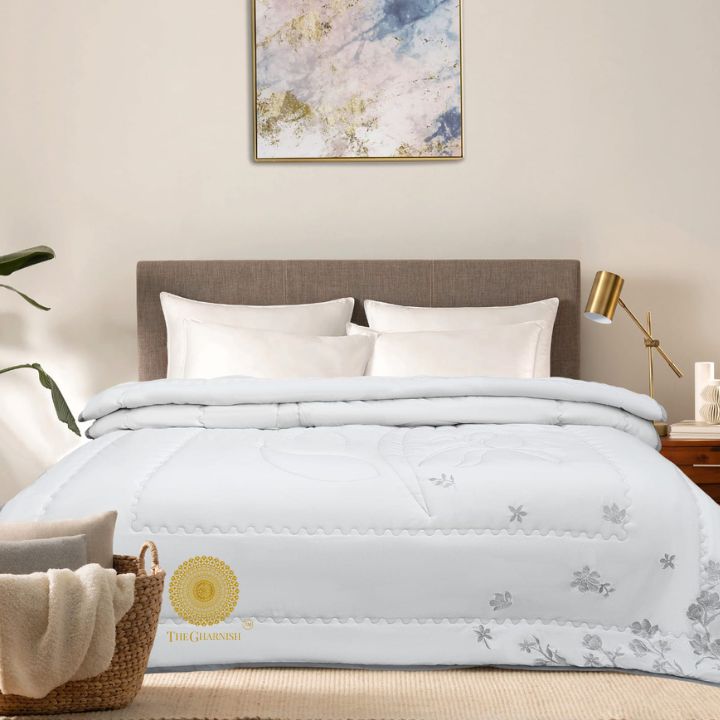 Elegant Comforters With Embroidery - The Gharnish - A Unit of Satkala Creations