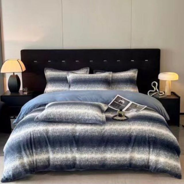 Essence Warm Cashmere Quilt for Winter - The Gharnish - A Unit of Satkala Creations
