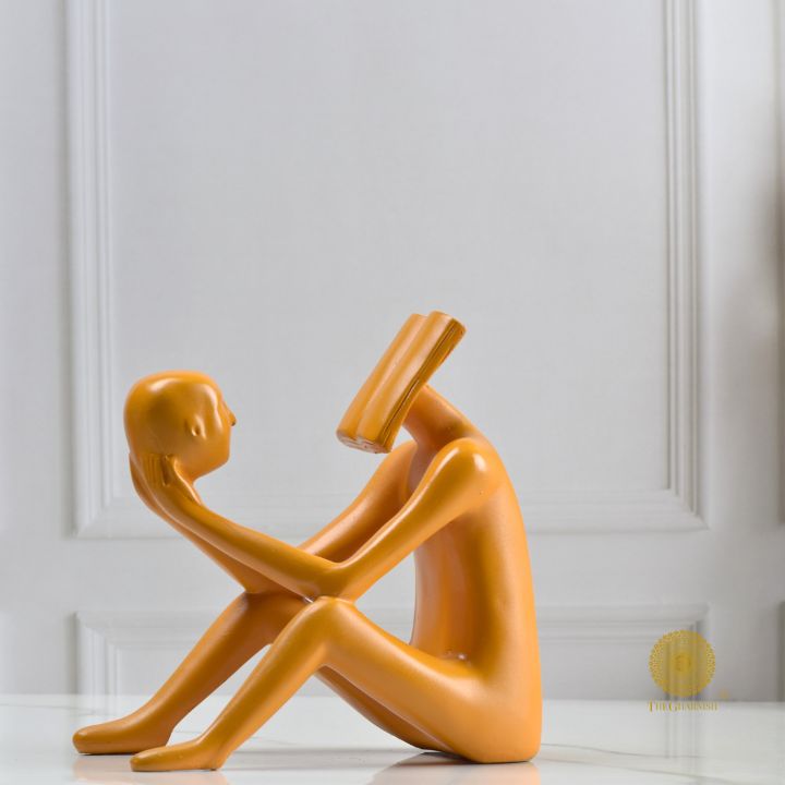 Self Refection Man Figurine - The Gharnish - A Unit of Satkala Creations