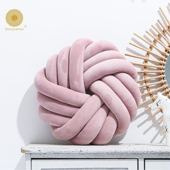 Criss Cross Highligter Round Cushion - The Gharnish - A Unit of Satkala Creations
