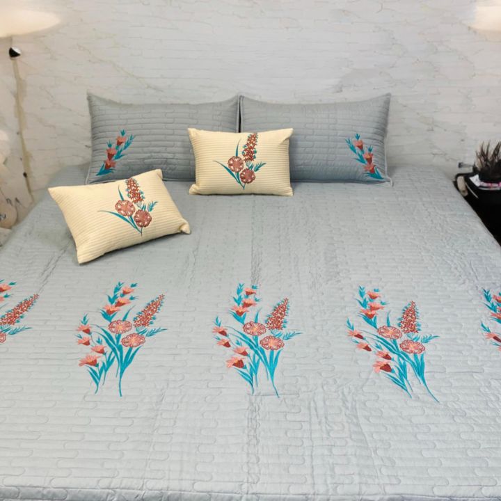 Luxury Quilted Bedspread With Beautiful Embroidery - The Gharnish - A Unit of Satkala Creations