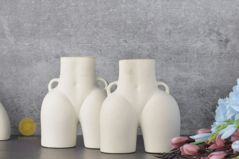 Modern Contempory Vase - The Gharnish - A Unit of Satkala Creations