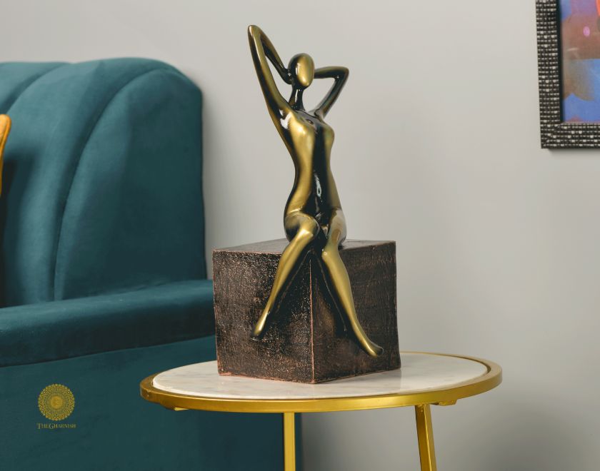 Modern Lady Artpiece/ modern Art - The Gharnish - A Unit of Satkala Creations