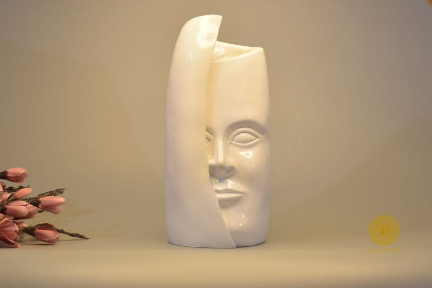 Half Covered Face Modren Art Vase - The Gharnish - A Unit of Satkala Creations