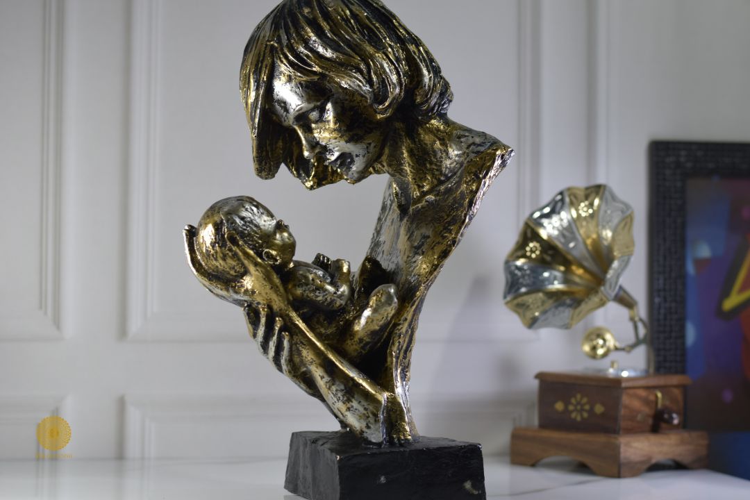 Mother's Love Figurine - The Gharnish - A Unit of Satkala Creations