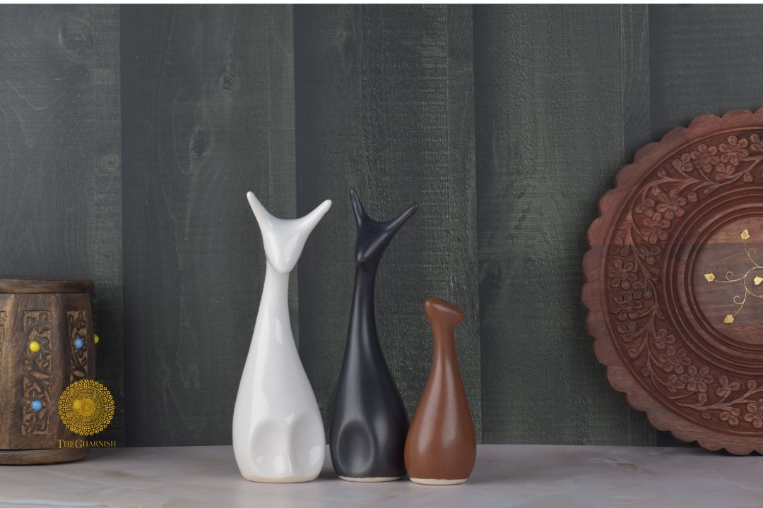 Set of 3 Family of Cats Figurine - The Gharnish - A Unit of Satkala Creations