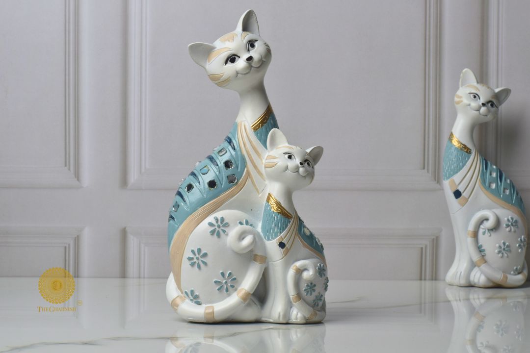 Elegant Cat with Baby Figurne - The Gharnish - A Unit of Satkala Creations