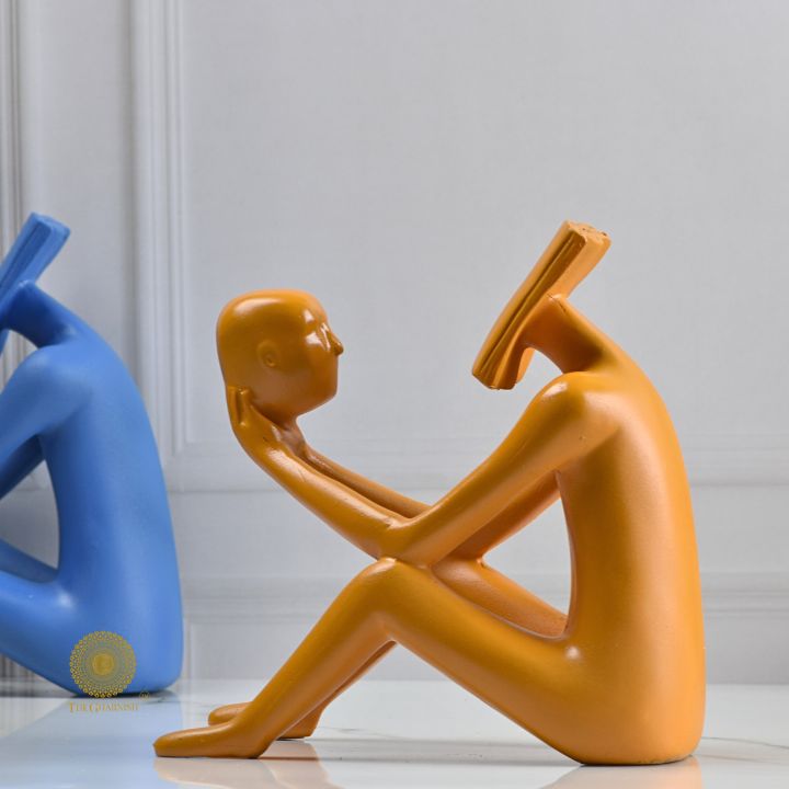 Self Refection Man Figurine - The Gharnish - A Unit of Satkala Creations