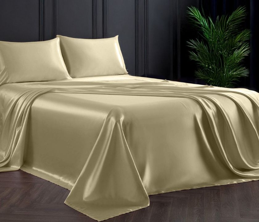Shades of Desire Plain 3pcs King Size Bedsheet - The Gharnish - A Unit of Satkala Creations