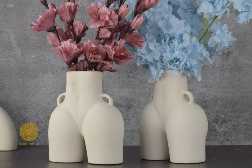 Modern Contempory Vase - The Gharnish - A Unit of Satkala Creations