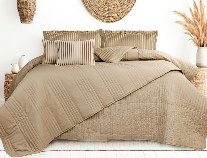 Milan 6 Pcs Premium Bedding Set - The Gharnish - A Unit of Satkala Creations