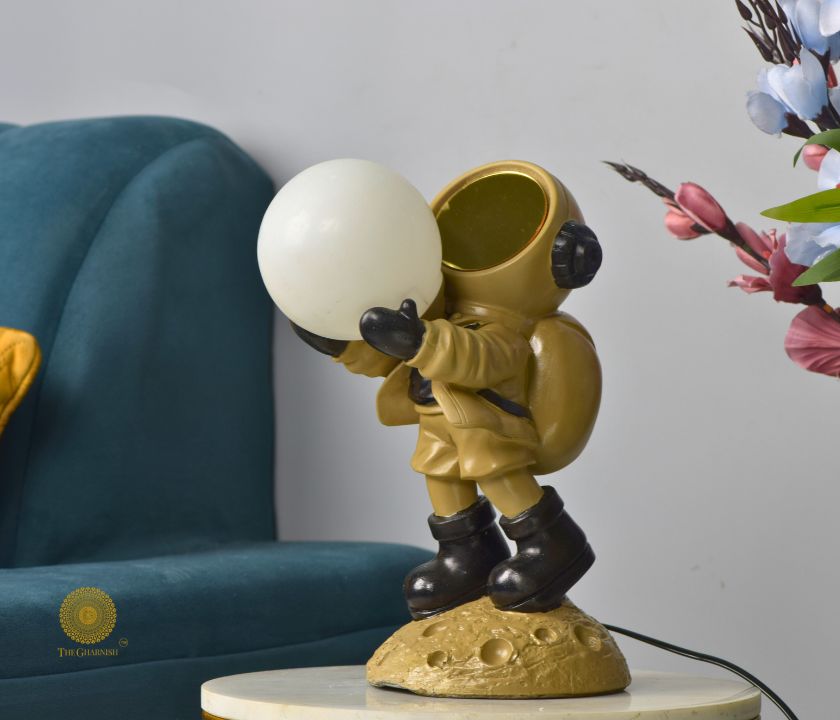 Polyresin Astronaut Holding Bulb Style 2 - The Gharnish - A Unit of Satkala Creations