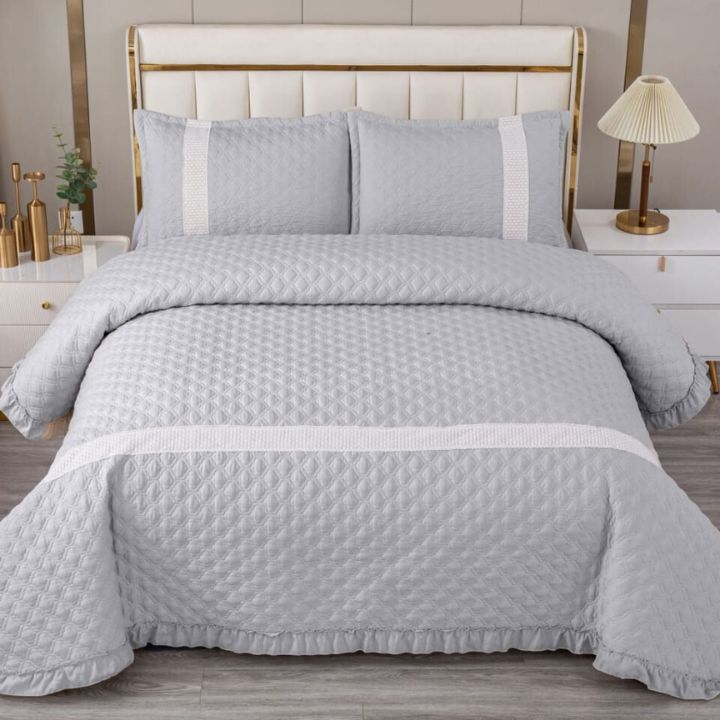 3 Pcs Thread Quilted Bedcover Set - The Gharnish - A Unit of Satkala Creations