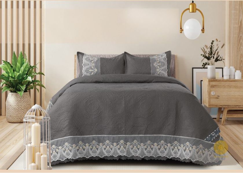 Lagos Quilted 3 Pcs Bedding Set - The Gharnish - A Unit of Satkala Creations