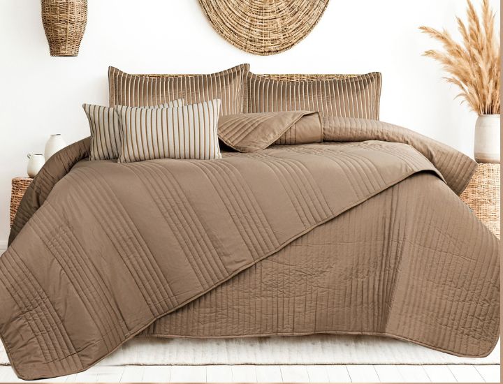 Milan 6 Pcs Premium Bedding Set - The Gharnish - A Unit of Satkala Creations