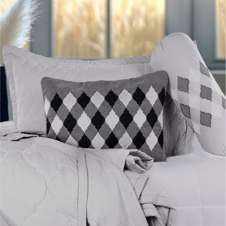 Moroccan Luxury Bedspread Set with Argyle Cushion Covers – 8 Pcs Quilted Comforter Set - The Gharnish - A Unit of Satkala Creations