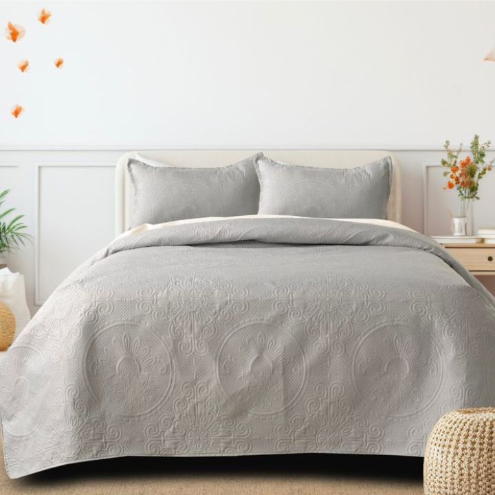 Affordable Quilted Bedding Set - The Gharnish - A Unit of Satkala Creations