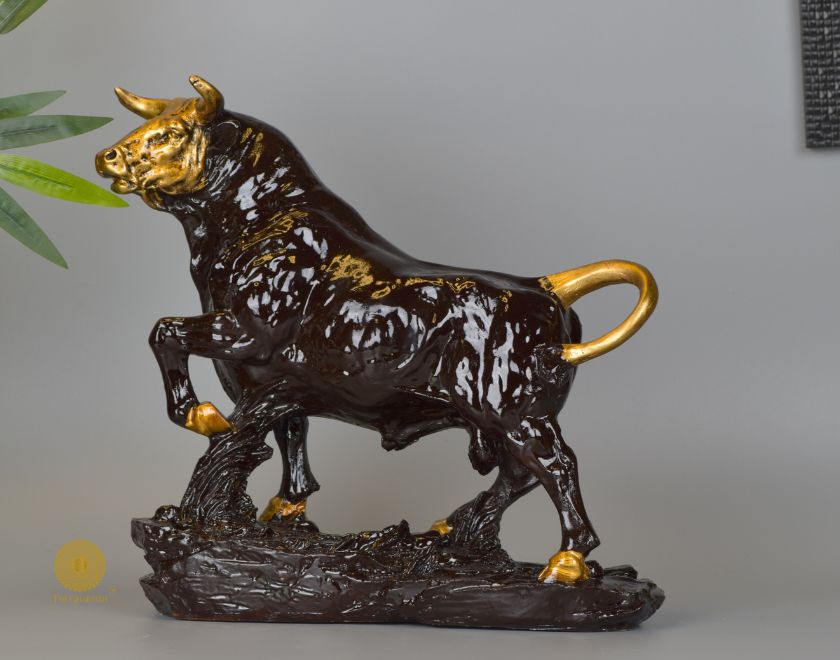 Charging Bull Statue - Big - The Gharnish - A Unit of Satkala Creations