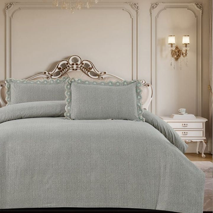 King Size joint Free designer Bedding Set - The Gharnish - A Unit of Satkala Creations