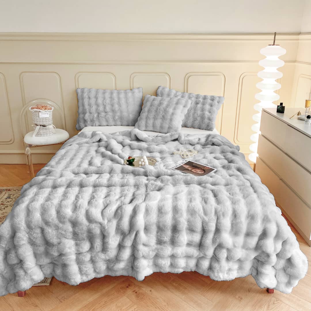 Bubble Embossed Soft AC Comfort Blanket - The Gharnish - A Unit of Satkala Creations