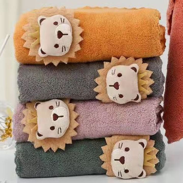 Lion Hug Plush Face Towels โ Ultra-Soft & Cute Cotton Towels for Kids & Family - The Gharnish - A Unit of Satkala Creations