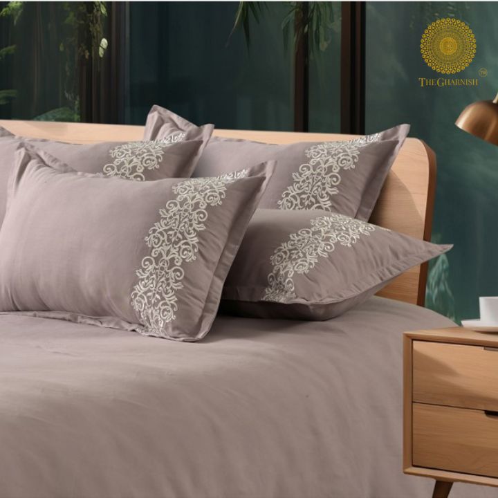 Plain Bedding Set with Embrodiery on Pillow - The Gharnish - A Unit of Satkala Creations