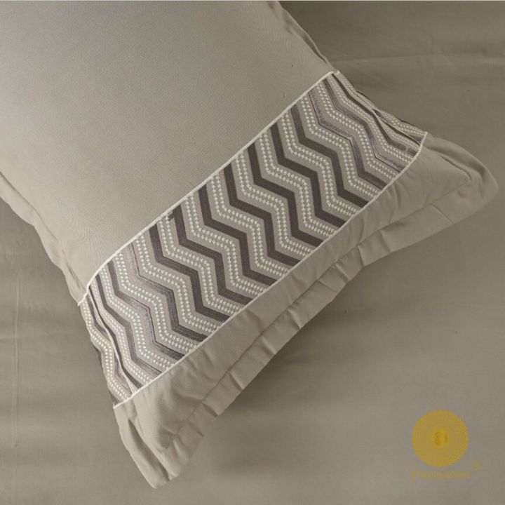 Plain Bedding Set with Embrodiery on Pillow - The Gharnish - A Unit of Satkala Creations