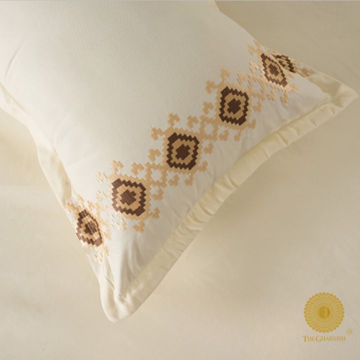 Plain Bedding Set with Embrodiery on Pillow - The Gharnish - A Unit of Satkala Creations